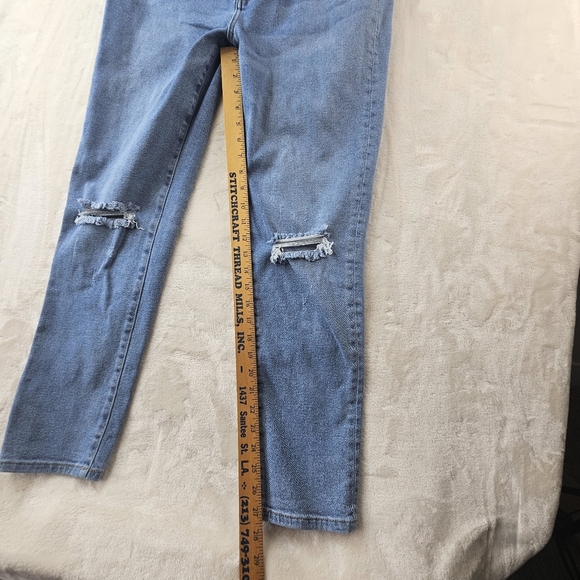 KanCan Jeans Women’s Junior’s 11 29 Waist Distressed Straight Leg Button Fly - Picture 4 of 15